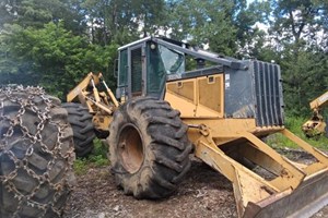 2005 John Deere 748GIII  Skidder